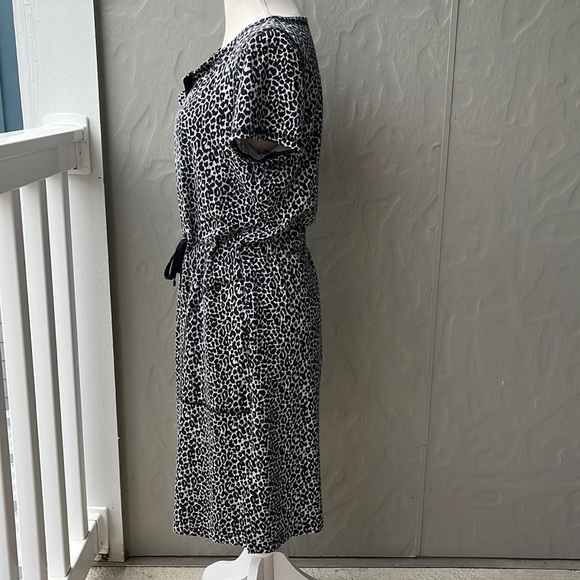 Talbots T By Talbots Cheetah Print Cap Sleeve Dress Black/Grey M - Picture 4 of 8